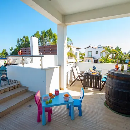 Konnos Bay Seaview *